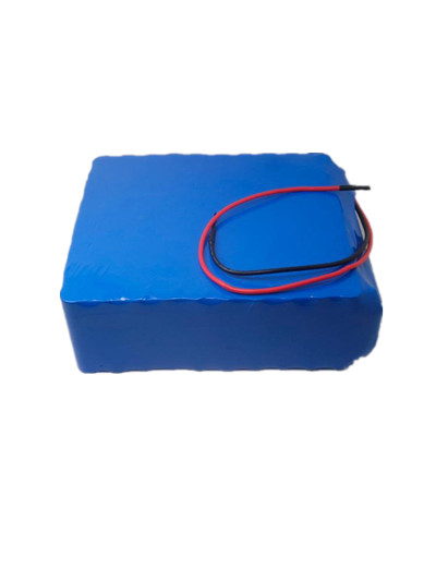 7.4V 1500mAh 聚合物電池組帶外殼